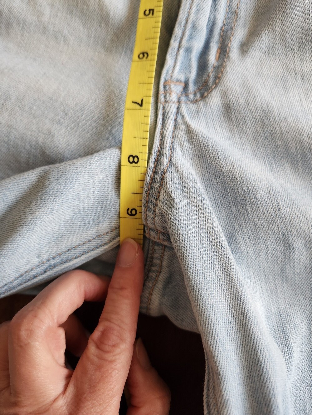 American Eagle Low Rise Wide-Leg Jeans In Faded Light Wash 4 - Picture 11 of 13